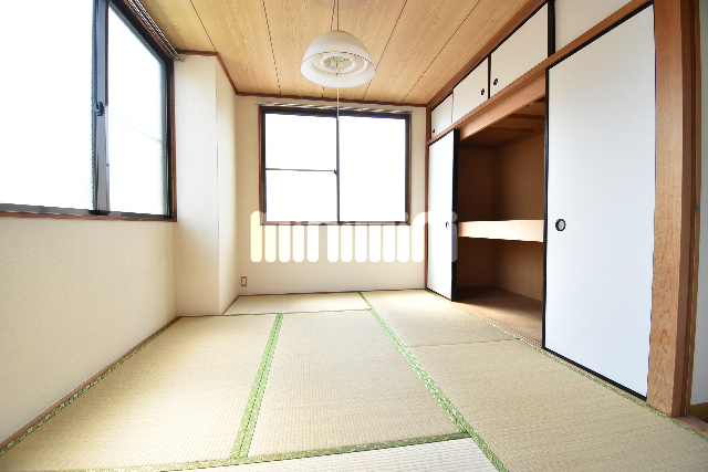 その他部屋・スペース　くつろげる６帖の和室