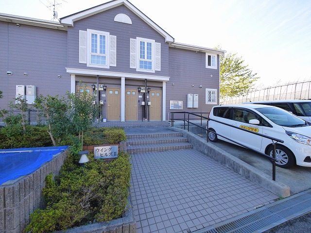 【大和郡山市矢田町のアパートの駐車場】