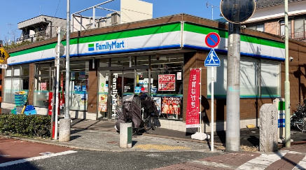 【大田区中央のマンションのコンビニ】