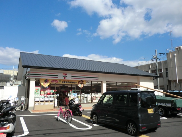 コンビニ　セブンイレブン西野八幡田町店（コンビニ）まで137m