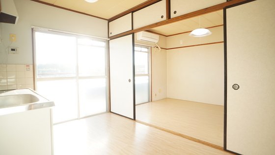 居室・リビング　リビング