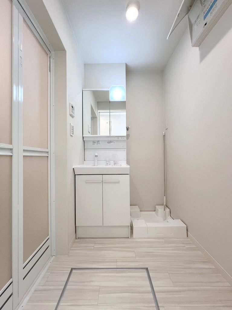 洗面設備　玄関