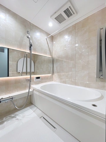 バス・シャワールーム