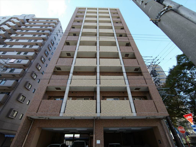 建物外観　外観　分譲賃貸　オートロック付　宅配ＢＯＸ付　防犯カメラ付