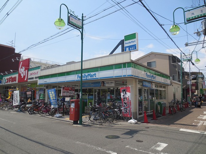 コンビニ　ファミリーマート 大和田駅前店（コンビニ）まで477m