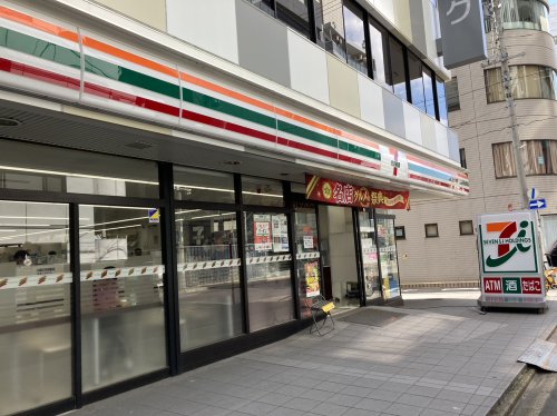 コンビニ　セブンイレブン 名古屋国際センター駅東店（コンビニ）まで99m