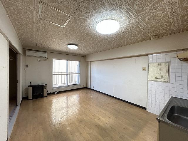 居室・リビング　リビング１