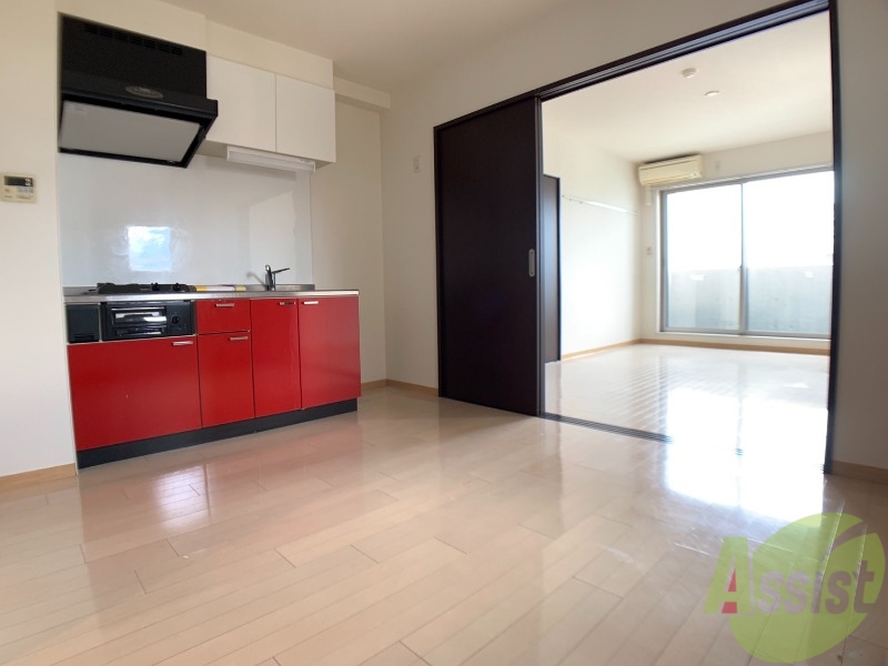 その他部屋・スペース　寝室にも使えそうなダイニングキッチン部分です。