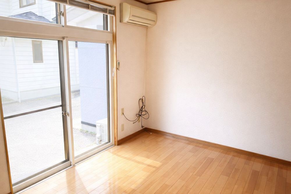 下長ハイツの居間写真