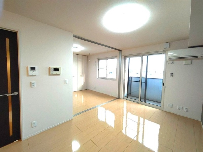 居室・リビング　図面と現状に相違がある場合には現状を優先