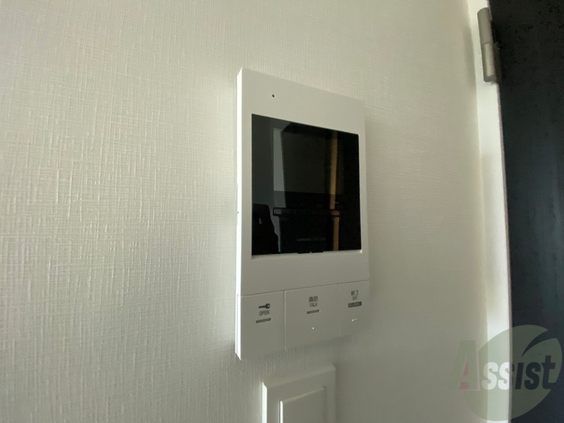 セキュリティ　ＴＶモニター付インターホンです。来客者の顔が見えるので安心！