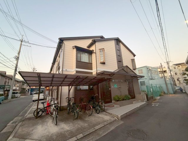 建物外観　綺麗な外観の素敵なお部屋があなたを待っています。