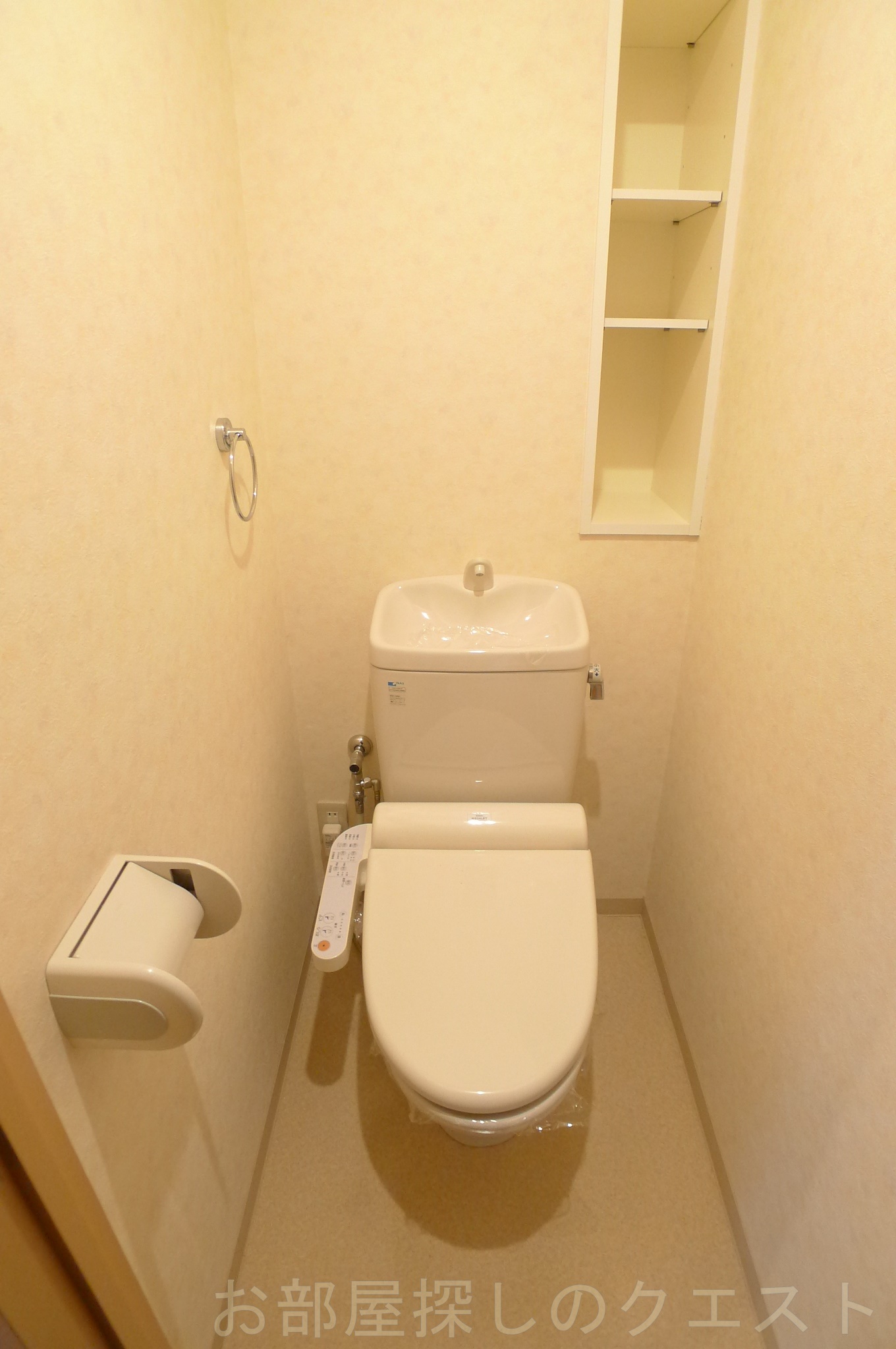 トイレ　（写真は同タイプ）