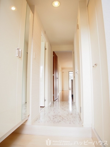 玄関　参考写真