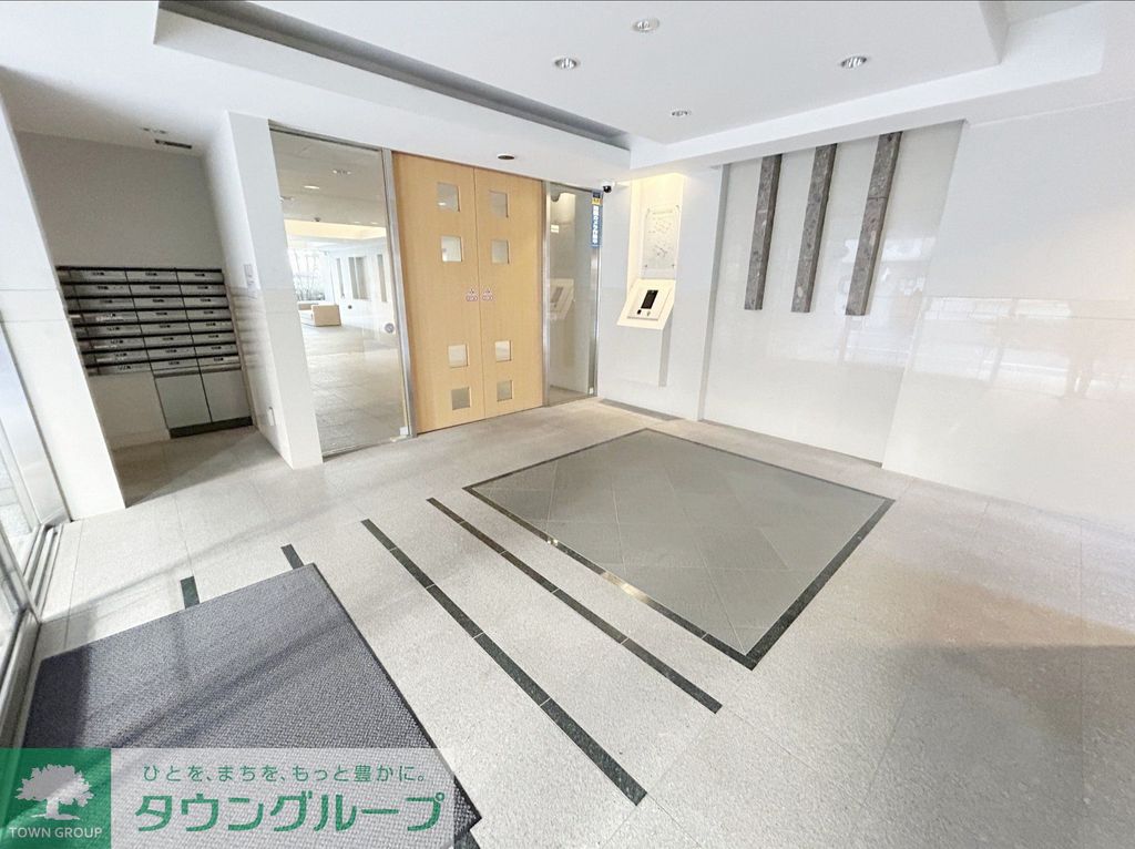 エントランス　エントランス