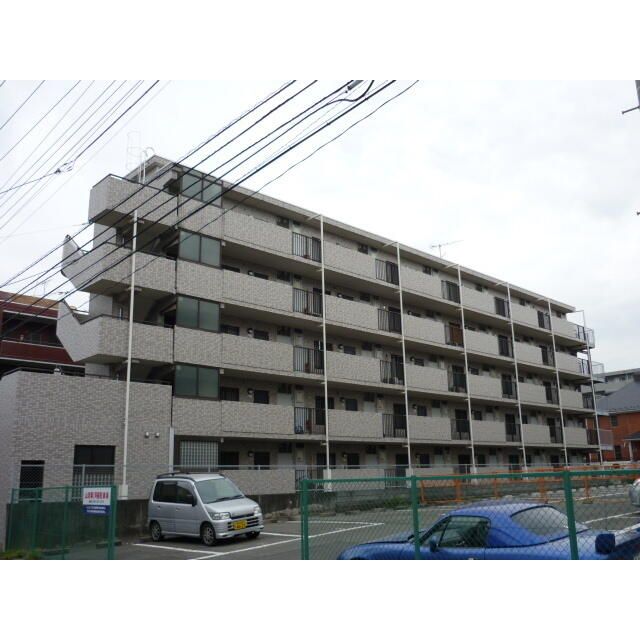 建物外観　人気の高い東急東横線です