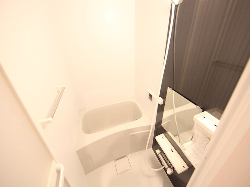 バス・シャワールーム　追い焚き機能付　オートバス機能付バスルーム