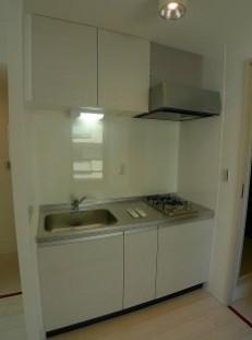 キッチン　※別部屋参考写真