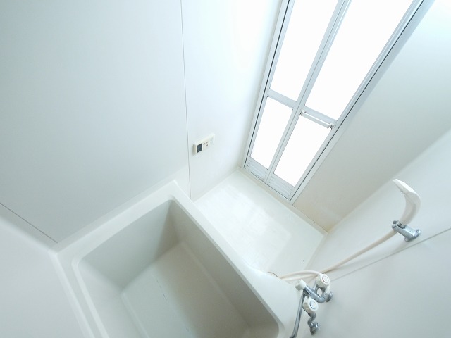 バス・シャワールーム　お風呂です