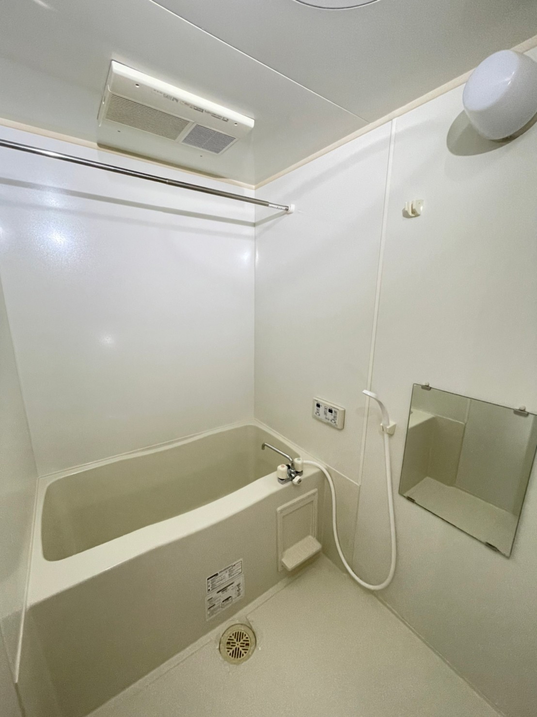 バス・シャワールーム　同建物別号室