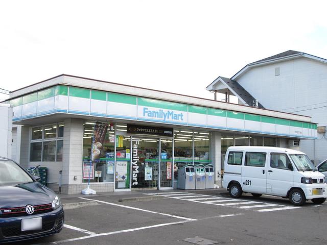 コンビニ　ファミリーマート（コンビニ）まで1280m