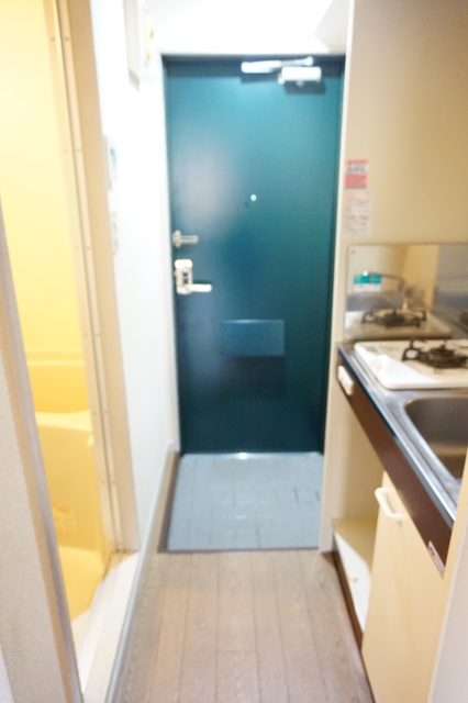 玄関　下駄箱付なので、玄関はいつでもスッキリ片付きますね☆