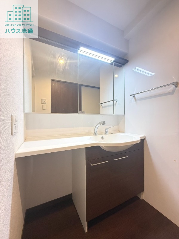 洗面設備　※別号室同タイプ写真