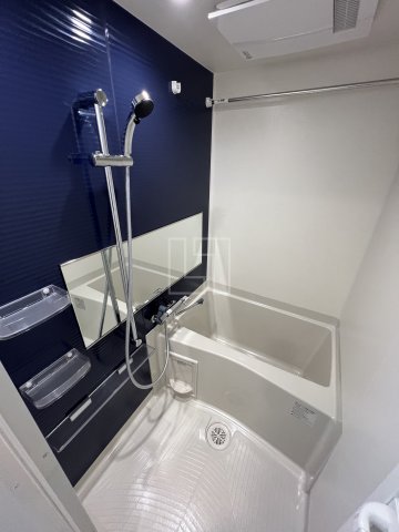 バス・シャワールーム　レジュールアッシュNAMBA　バスルーム