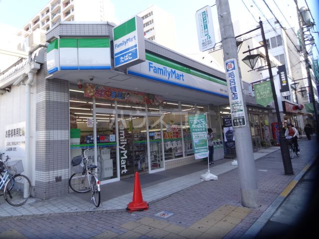 コンビニ　ファミリーマート 東金町一丁目（コンビニ）まで729m