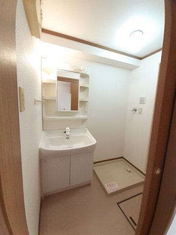 洗面設備　忙しい朝には欠かせない洗面所です