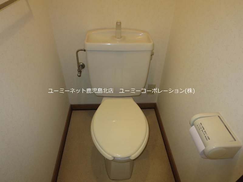 トイレ　温水洗浄便座へ変更予定