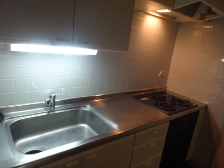 キッチン　別号室の参考写真となります