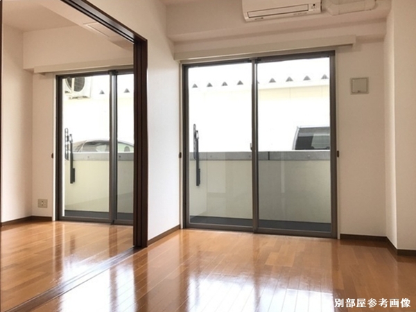 居室・リビング　使いやすい形の為、レイアウトを楽しめます♪