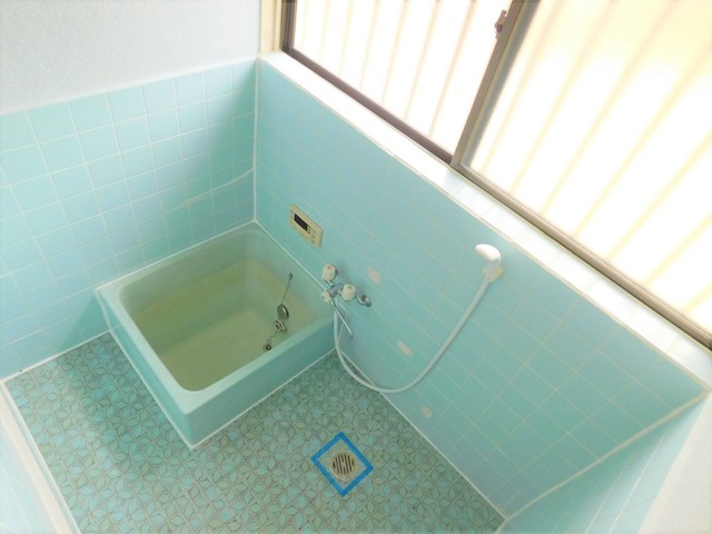 バス・シャワールーム　【浴室】別棟の写真です