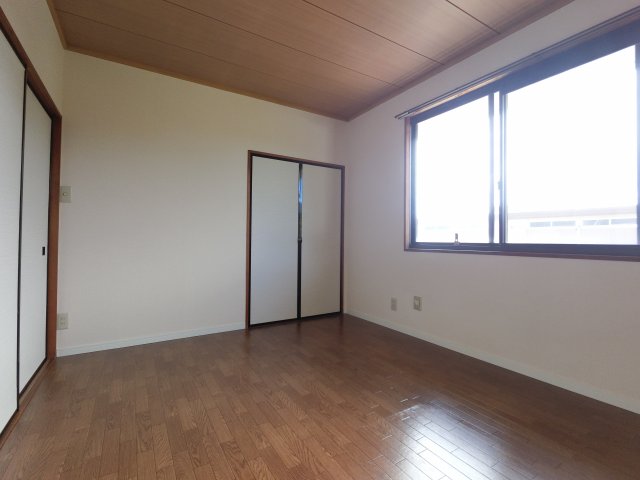 その他部屋・スペース　※反転タイプとなり、和室のお部屋となります。