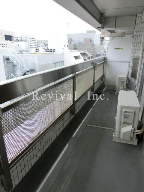 バルコニー　バルコニーからの眺望は良好でございます