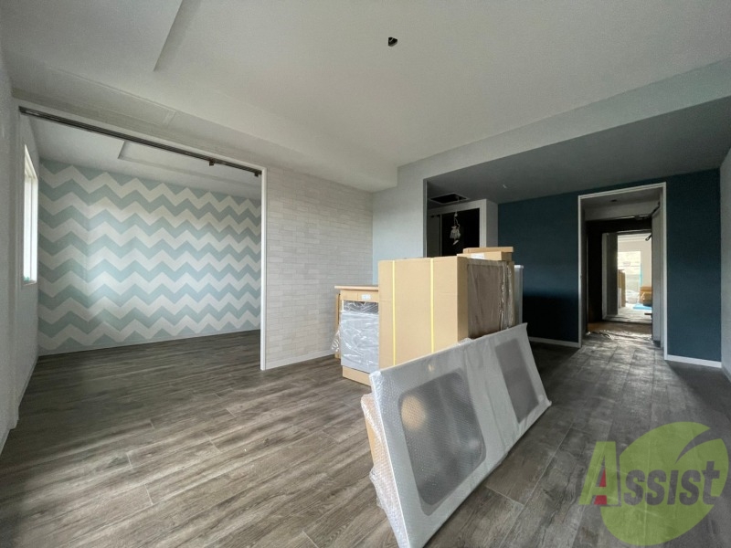 居室・リビング　広くてキレイなお部屋が広がっていて、充実した生活が送れそう。