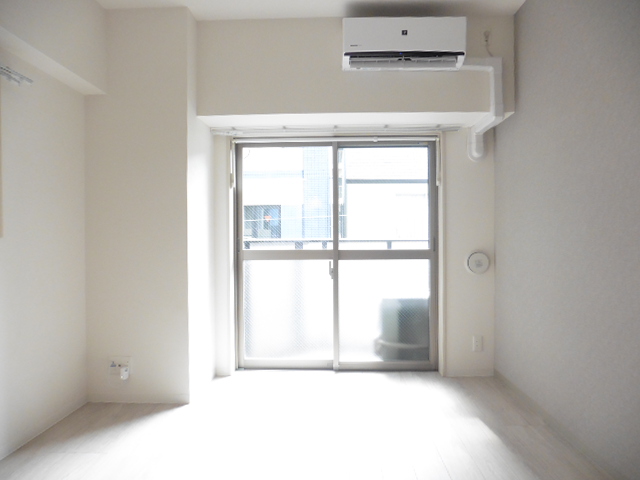 居室・リビング　居室※別部屋参考写真