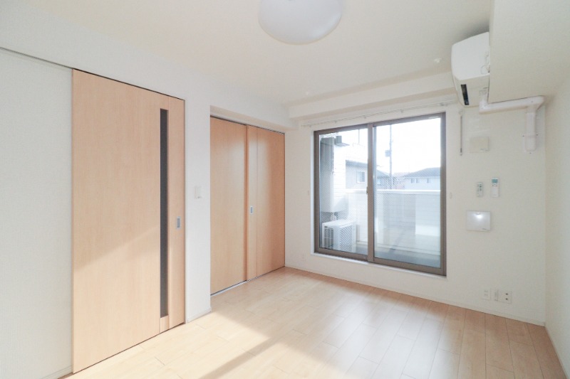 居室・リビング　図面と現状に相違がある場合には現状を優先