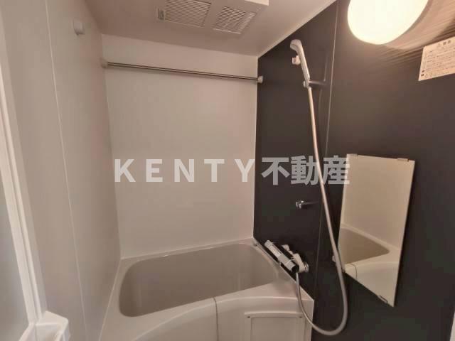 洗面設備　スペースが確保できる洗面所です