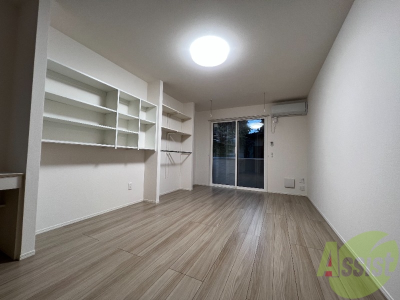 居室・リビング　お部屋は広々としていて開放感がありました。