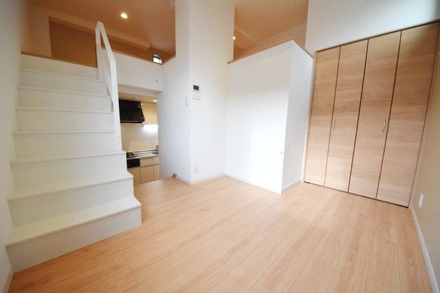 居室・リビング　照明付きです