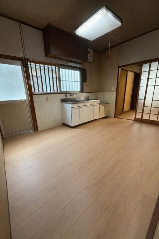 居室・リビング　居室・リビング　ゆったり過ごせる居間です