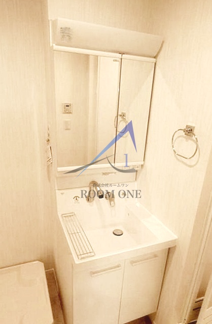 洗面設備　洗面台です。