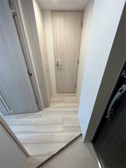 玄関　ＡＲＣＯＢＡＬＥＮＯ　ＳＨＩＮＩＴＡＢＡＳＨＩ板橋区板橋４