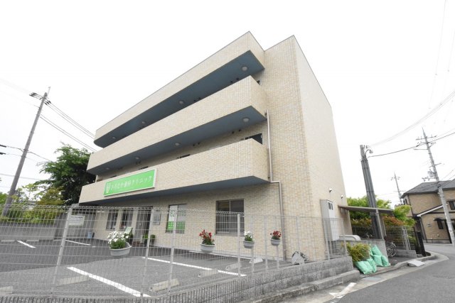 建物外観　オートロック付きでセキュリティ安心♪