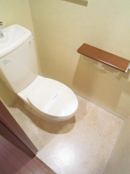 トイレ　トイレ