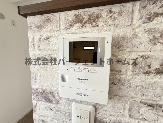セキュリティ　モニター付きインターホン