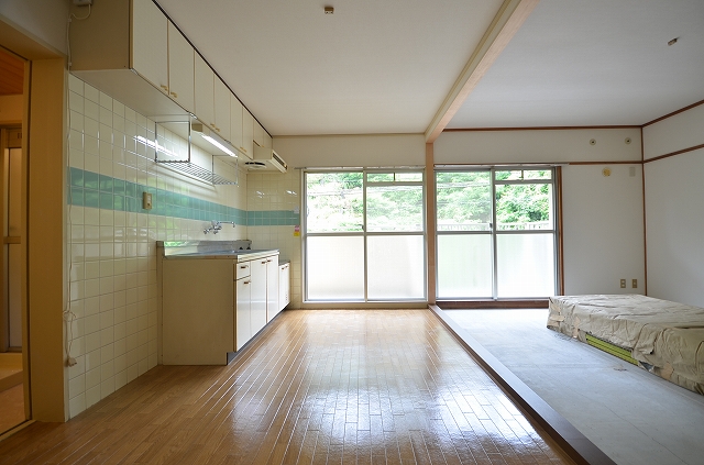 居室・リビング　別号室の写真