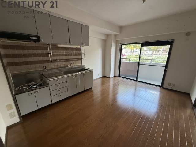 居室・リビング　落ち着いた雰囲気のリビング